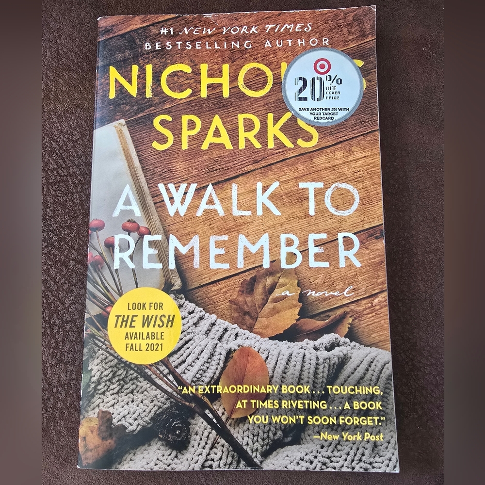 4/$15 A Walk to Remember by Nicholas Sparks